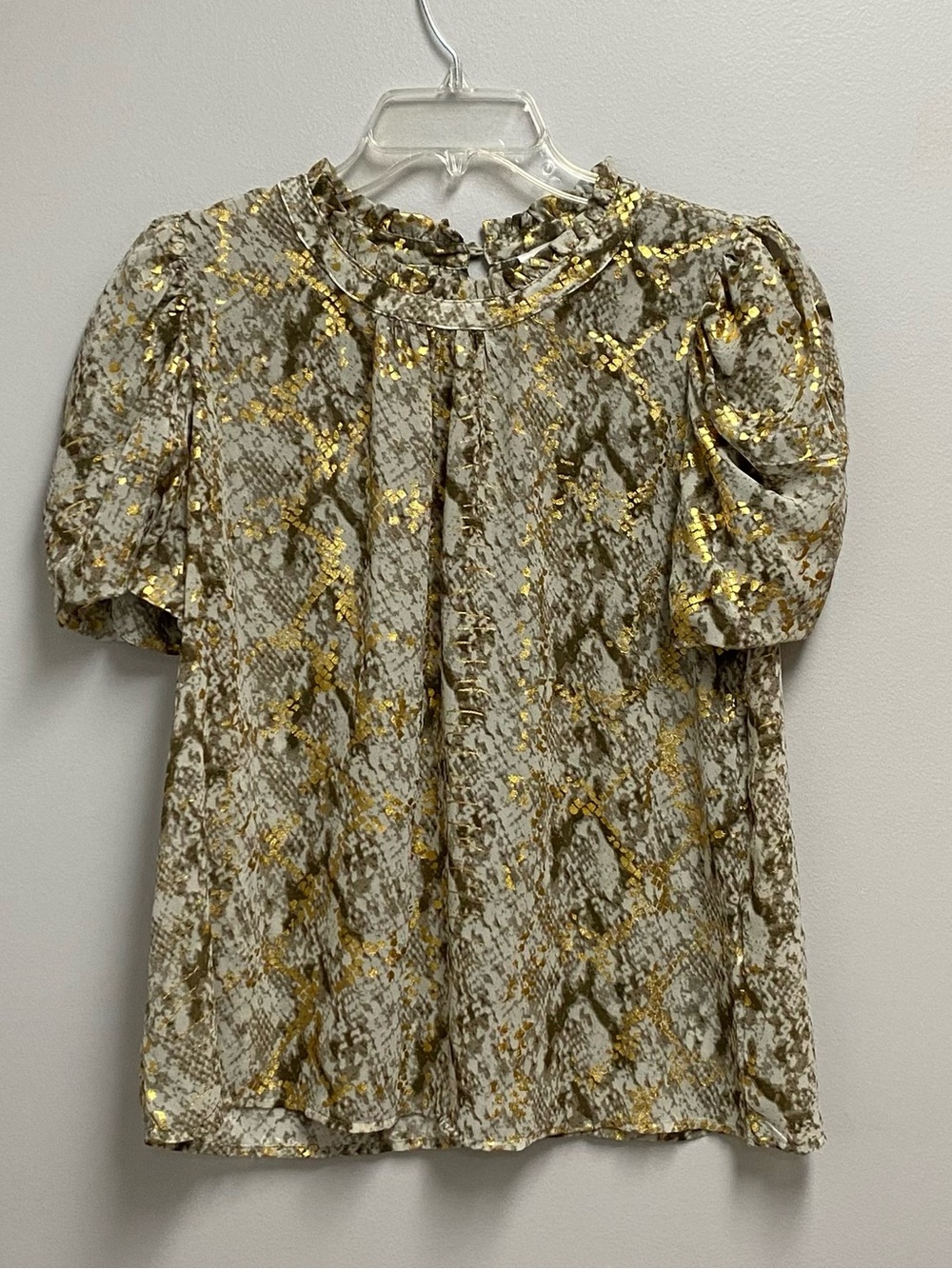THML Women's Metallic Snake-Print Puff Sleeve Blouse - Gold & Cream size medium